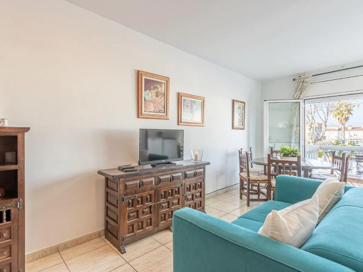 Apartment Port Banyuls-2 By Interhome Empuriabrava